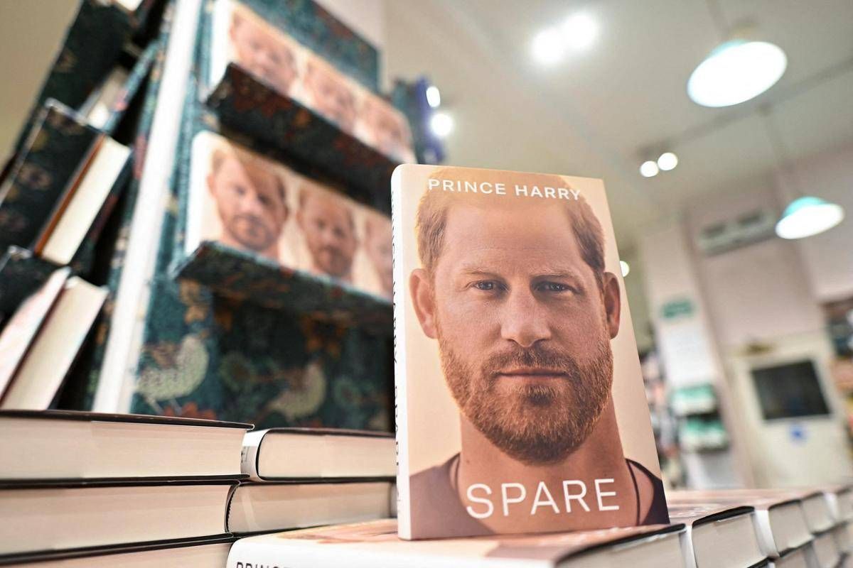 'Spare' di Harry è il libro più letto... nei bagni di tutta la Gran Bretagna - 