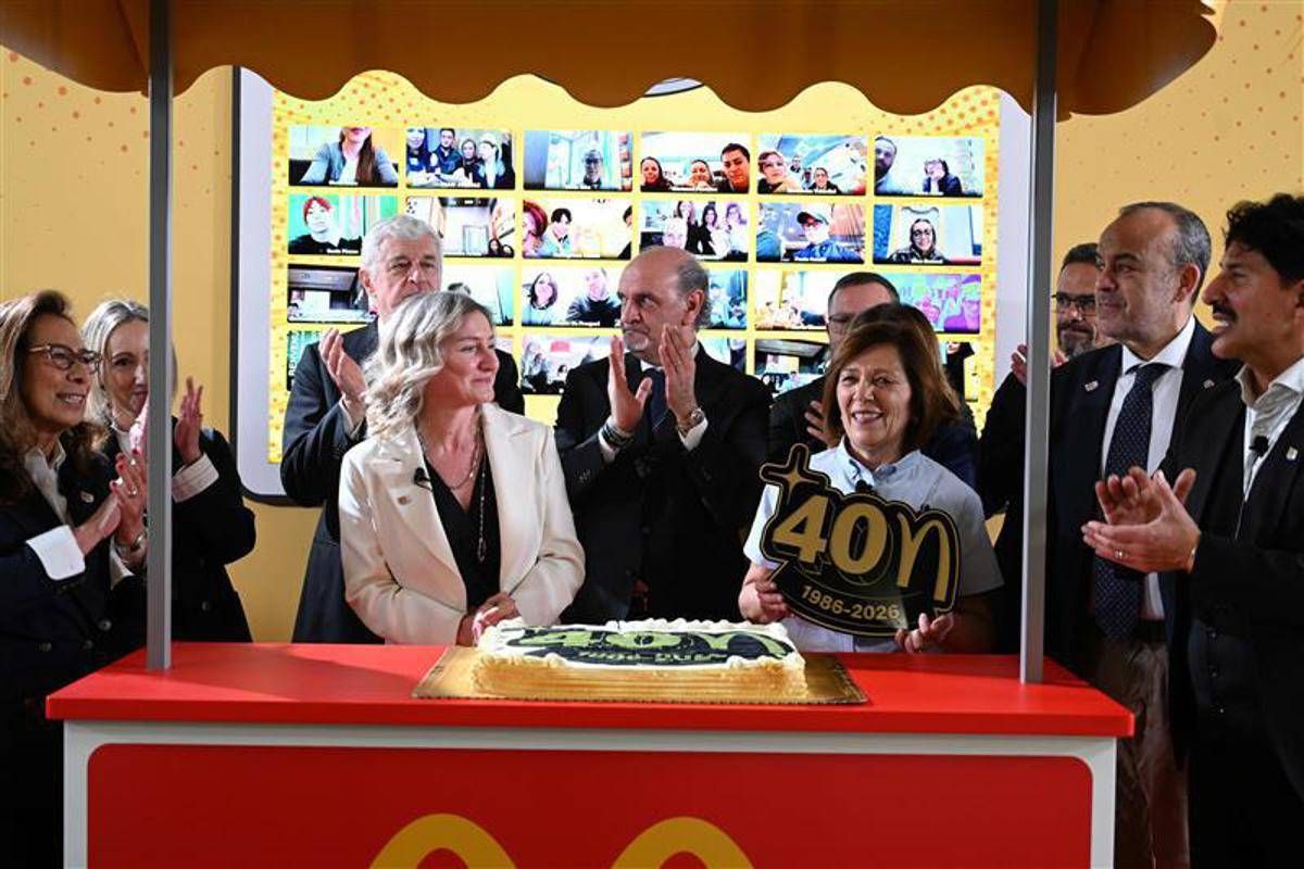McDonald’s Italia compie 40 anni, il primo ristorante a Roma in Piazza di Spagna - 