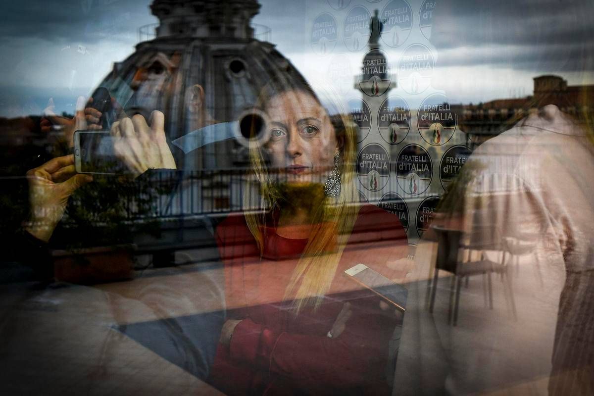 Effetto referendum sul voto, giù FdI e su Pd e M5S: sondaggio politico - 