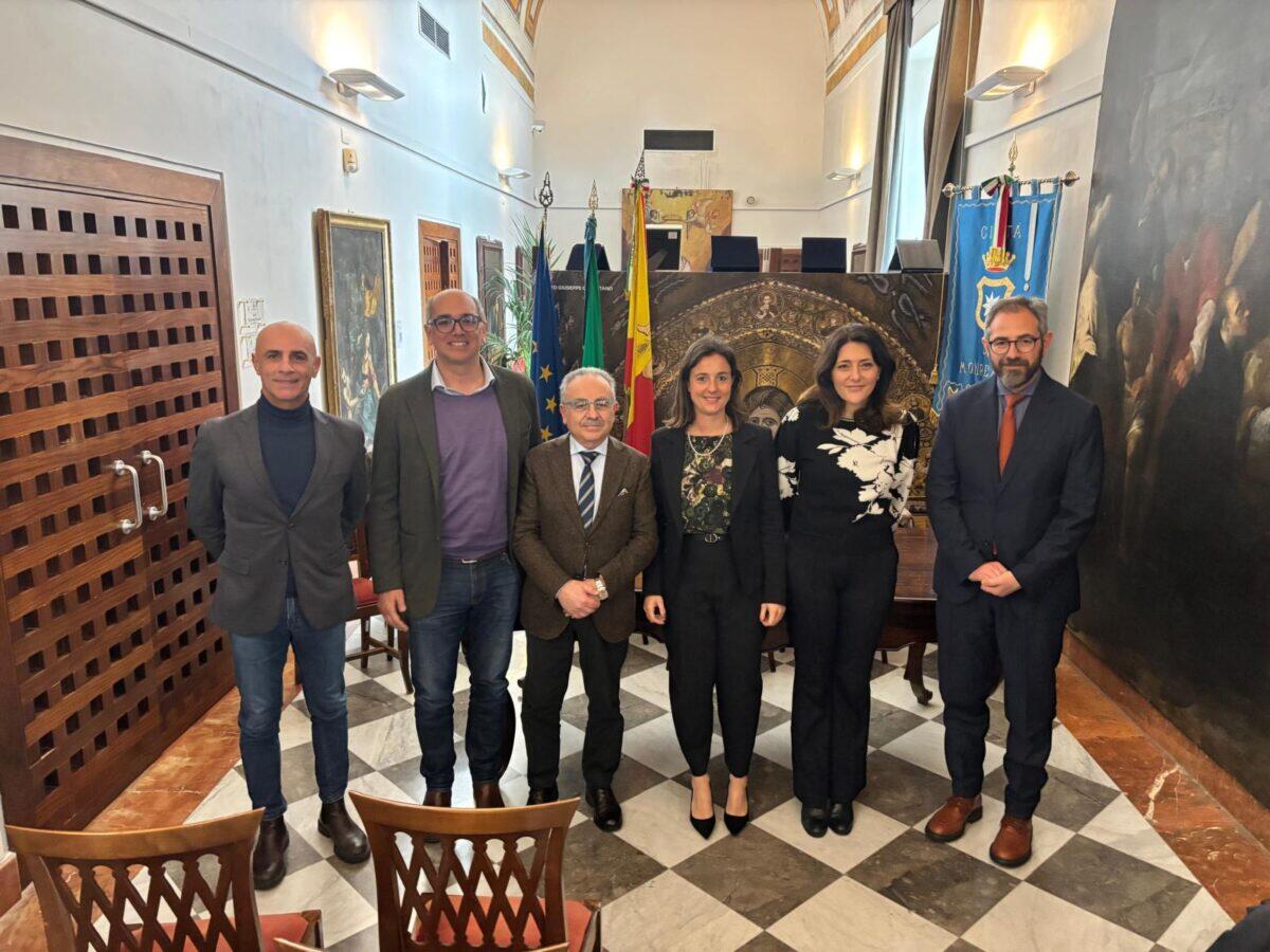 Assovini Sicilia: Costanza Chirivino guida il nuovo direttivo del Consorzio DOC Monreale verso l'enoturismo d'eccellenza - 