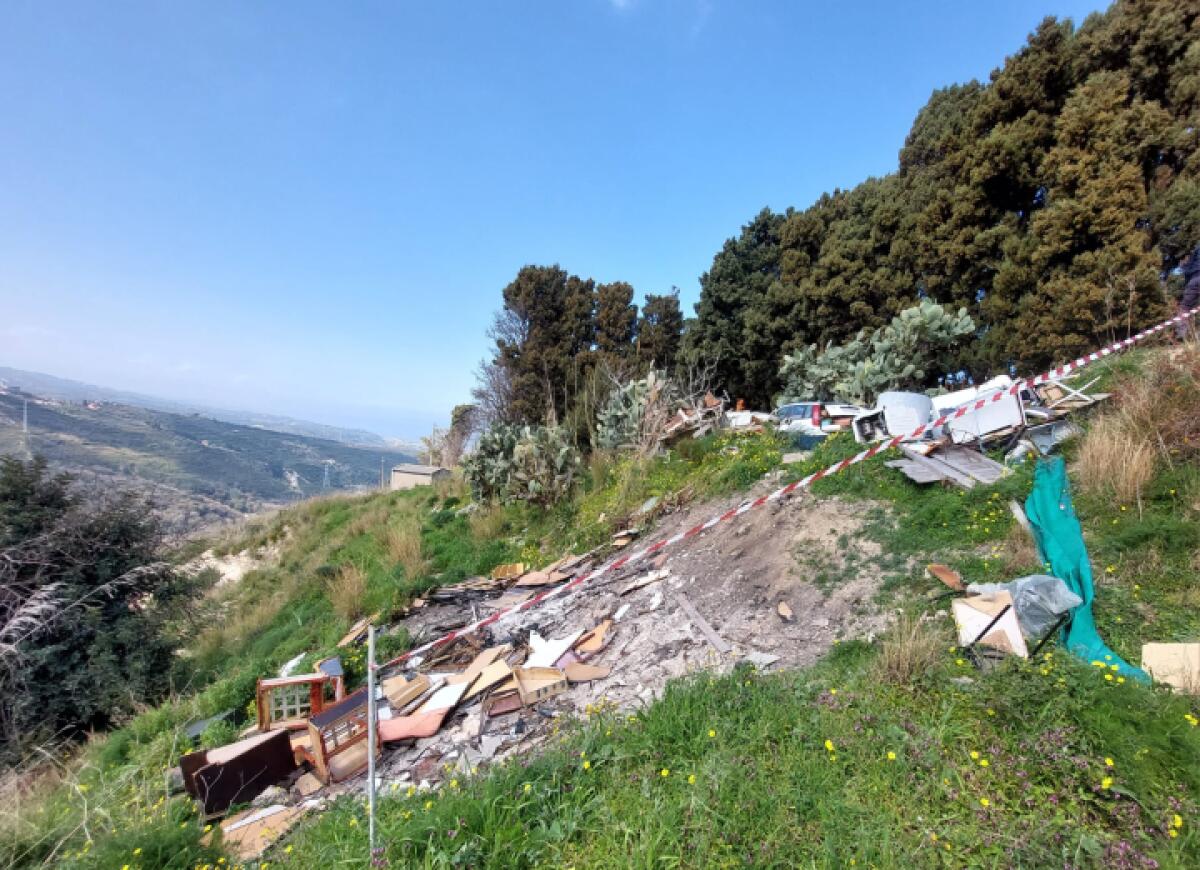Sequestro giudiziario di una discarica nel Comune di Messina: intervento della Polizia Municipale - 