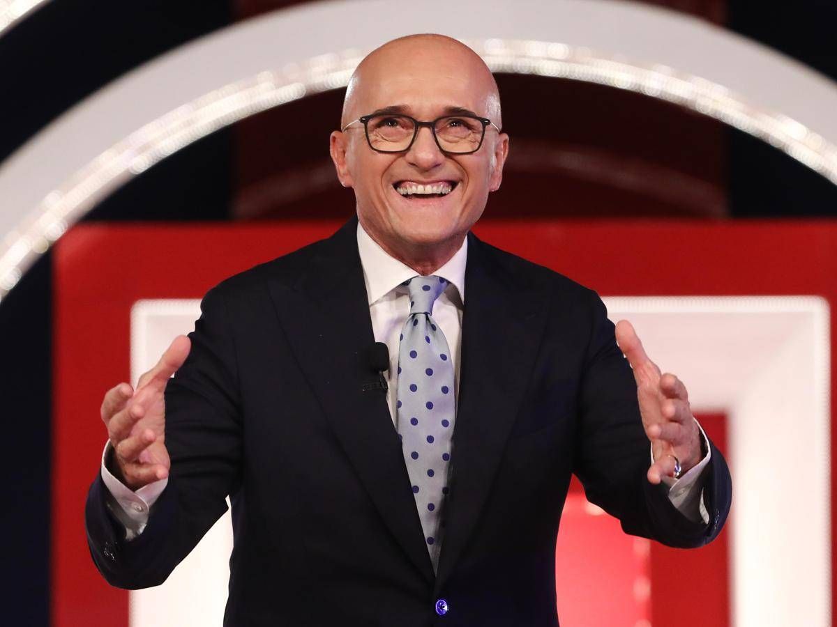 Alfonso Signorini lascia la guida di 'Chi': "Comincio una nuova vita" - 