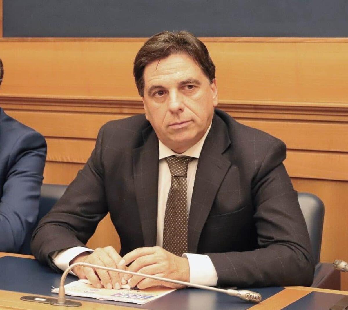 Nascita di Salvo Pogliese: 54 anni tra politica locale, Europa e Parlamento - 