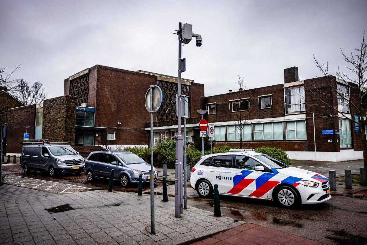 Paesi Bassi, esplode ordigno fuori da sinagoga a Rotterdam: 4 arresti - 
