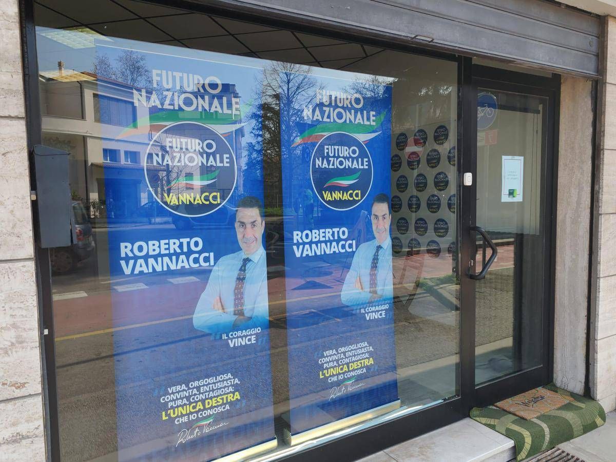 Futuro nazionale di Vannacci apre sede vicino a Predappio, la guida il legale che difende i saluti romani - 