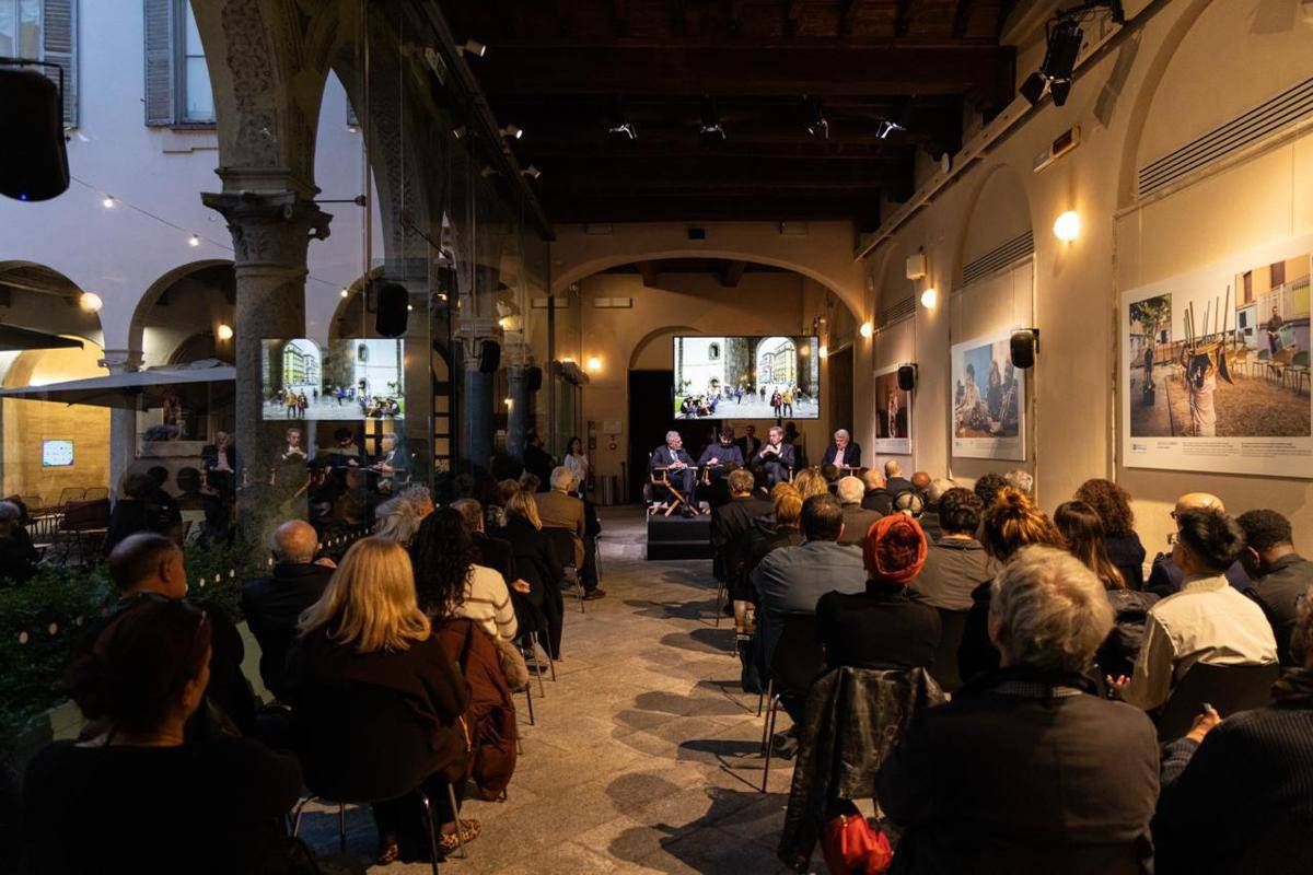 Solidarietà, Fondazione Banco dell’energia celebra i 10 anni con un volume fotografico - 