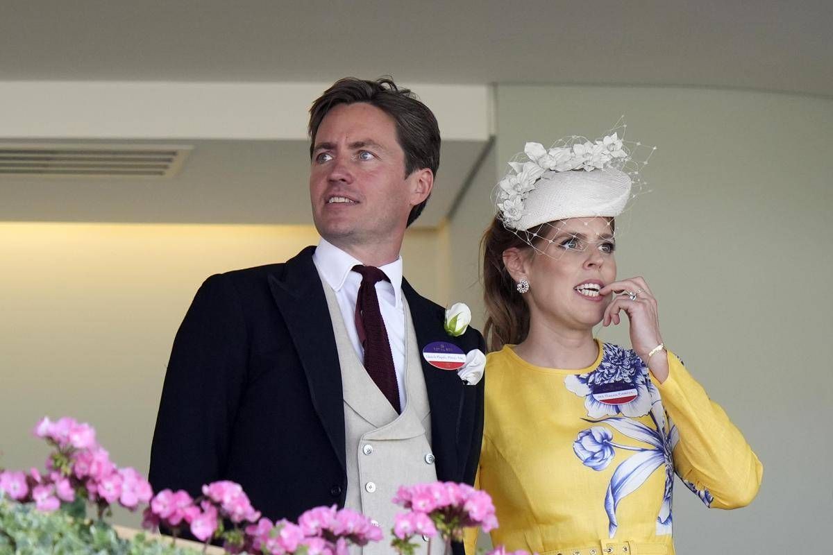 Troppa pressione per il caso Epstein, anche la principessa Beatrice vuole trasferirsi all'estero - 