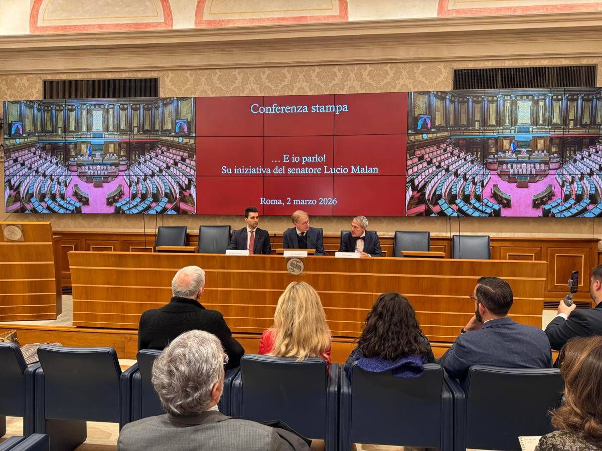 Pro Vita lancia campagna 'E io Parlo!': "Cdx modifichi 'norma bavaglio' su affissioni" - 