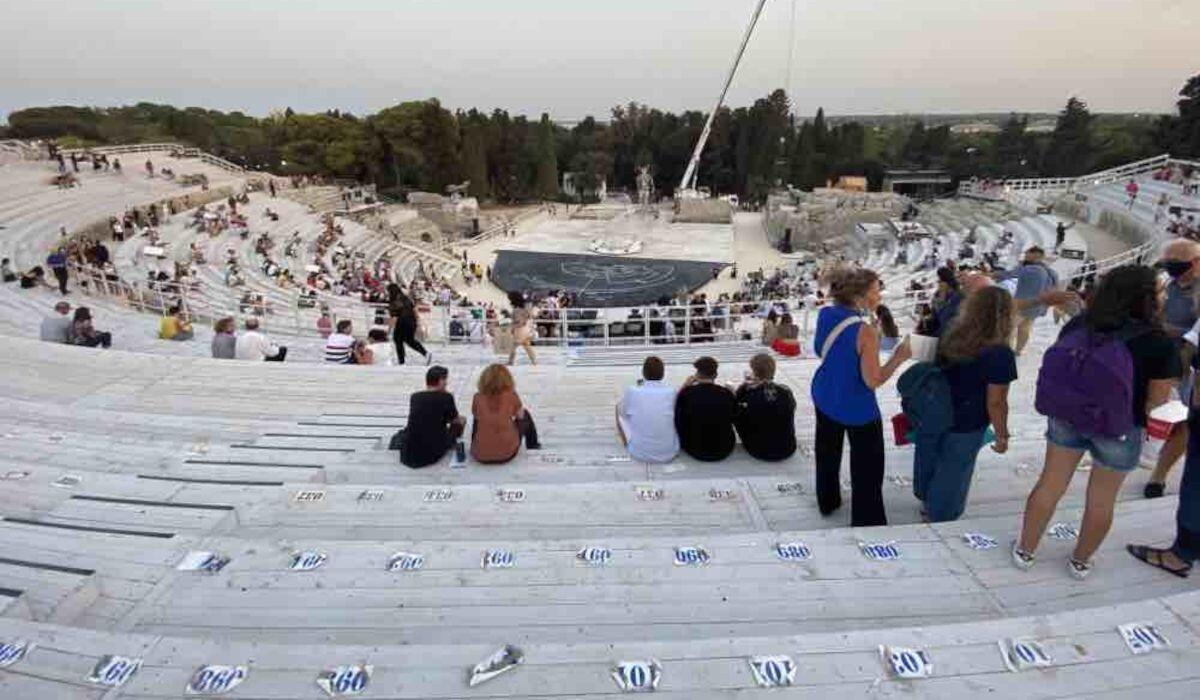 <p><strong>Teatro Inda Fondazione: "Si prova Antigone" in scena al Teatro Comunale di Siracusa con la regia di Mauro Avogadro</strong></p> - 