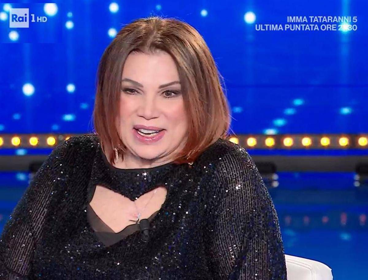 Serena Grandi, tensioni con Corinne Clery: "Accuse infondate". L'appello di Venier - 