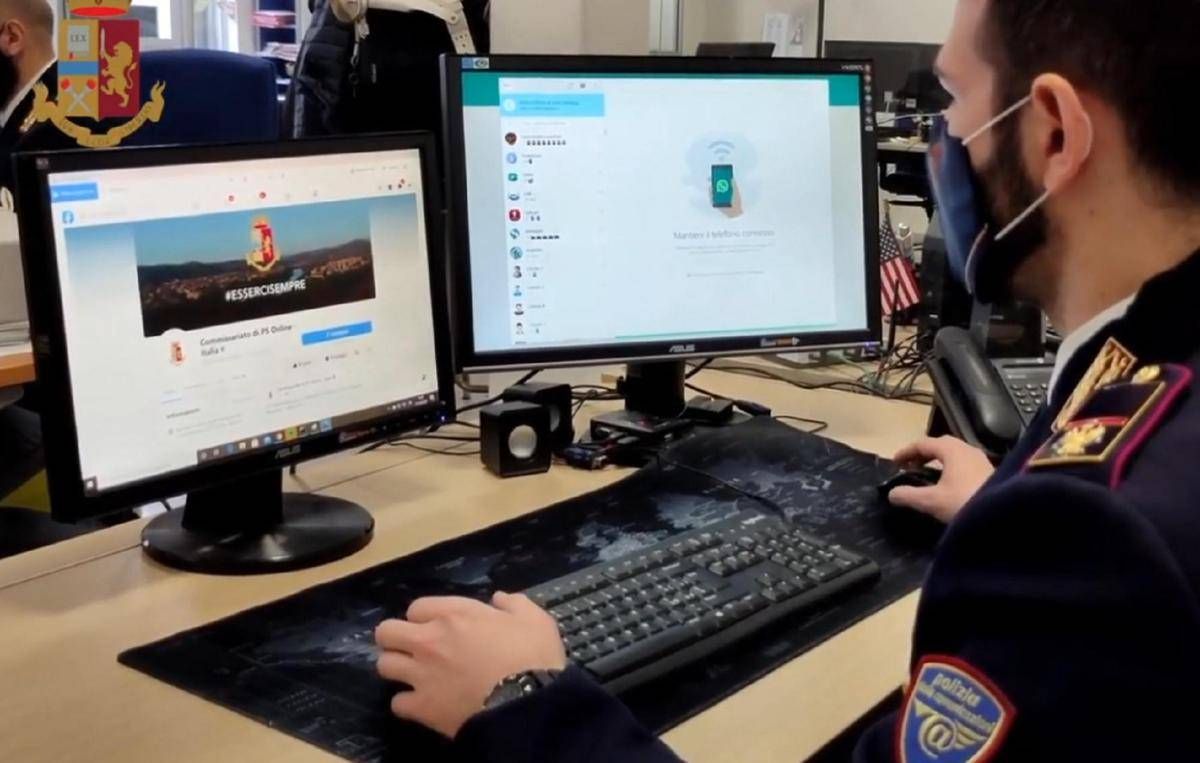 Pedopornografia online: arresto in flagranza e quattro indagati a Catania