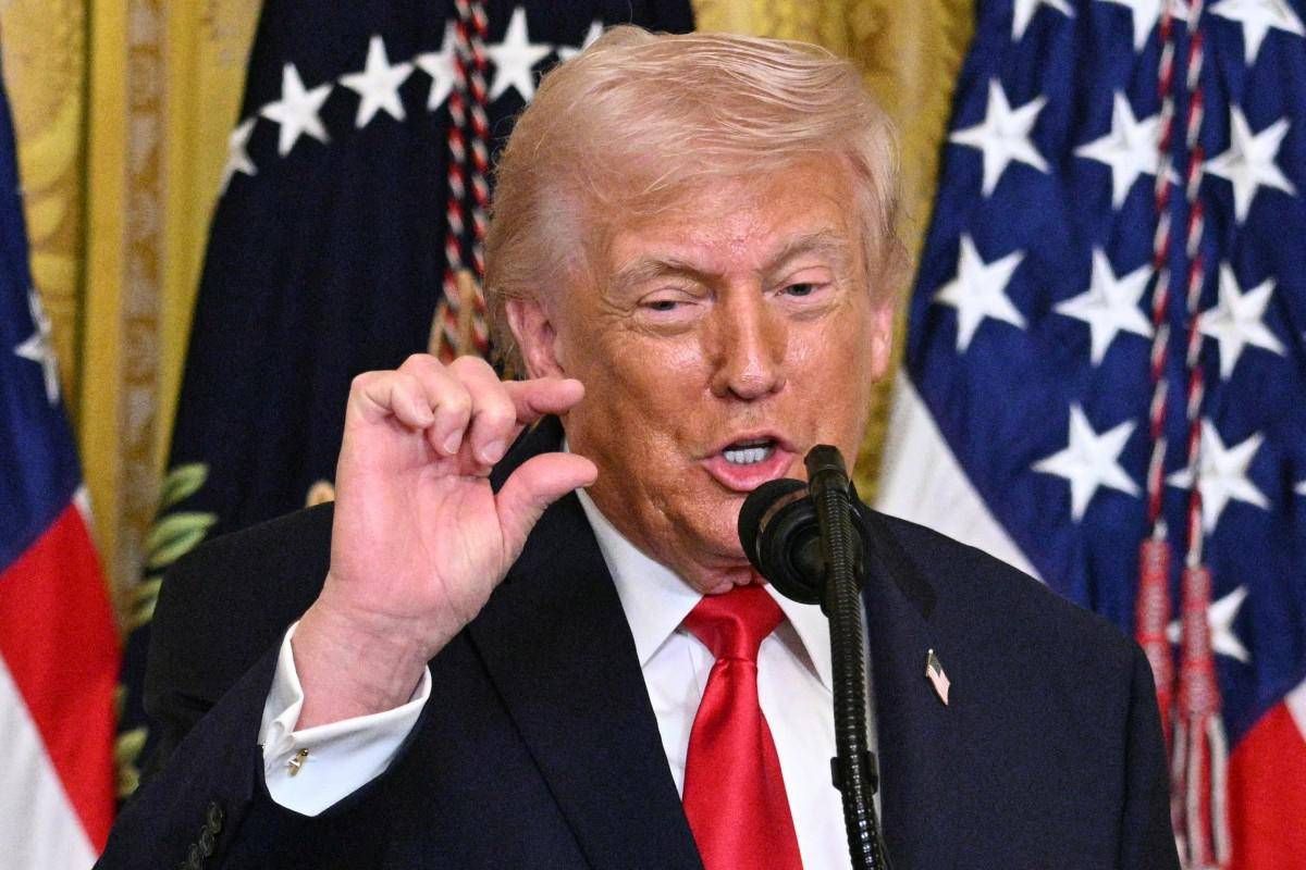 Iran, gli Usa attaccano l'isola di Kharg. Trump: "La Marina scorterà le petroliere" - 