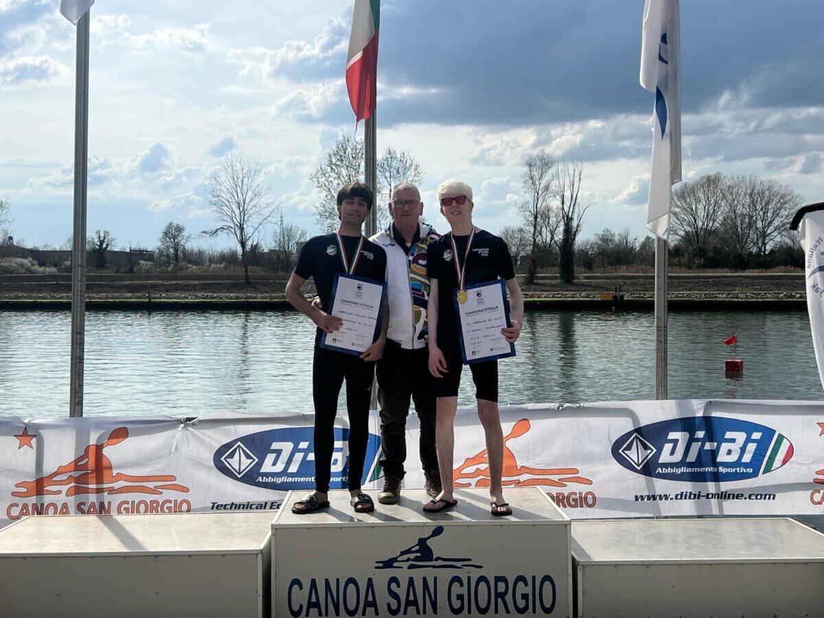 Salvatore Spampinato conquista l'ennesimo titolo con il CUS Catania nella maratona di paracanoa a Udine - 