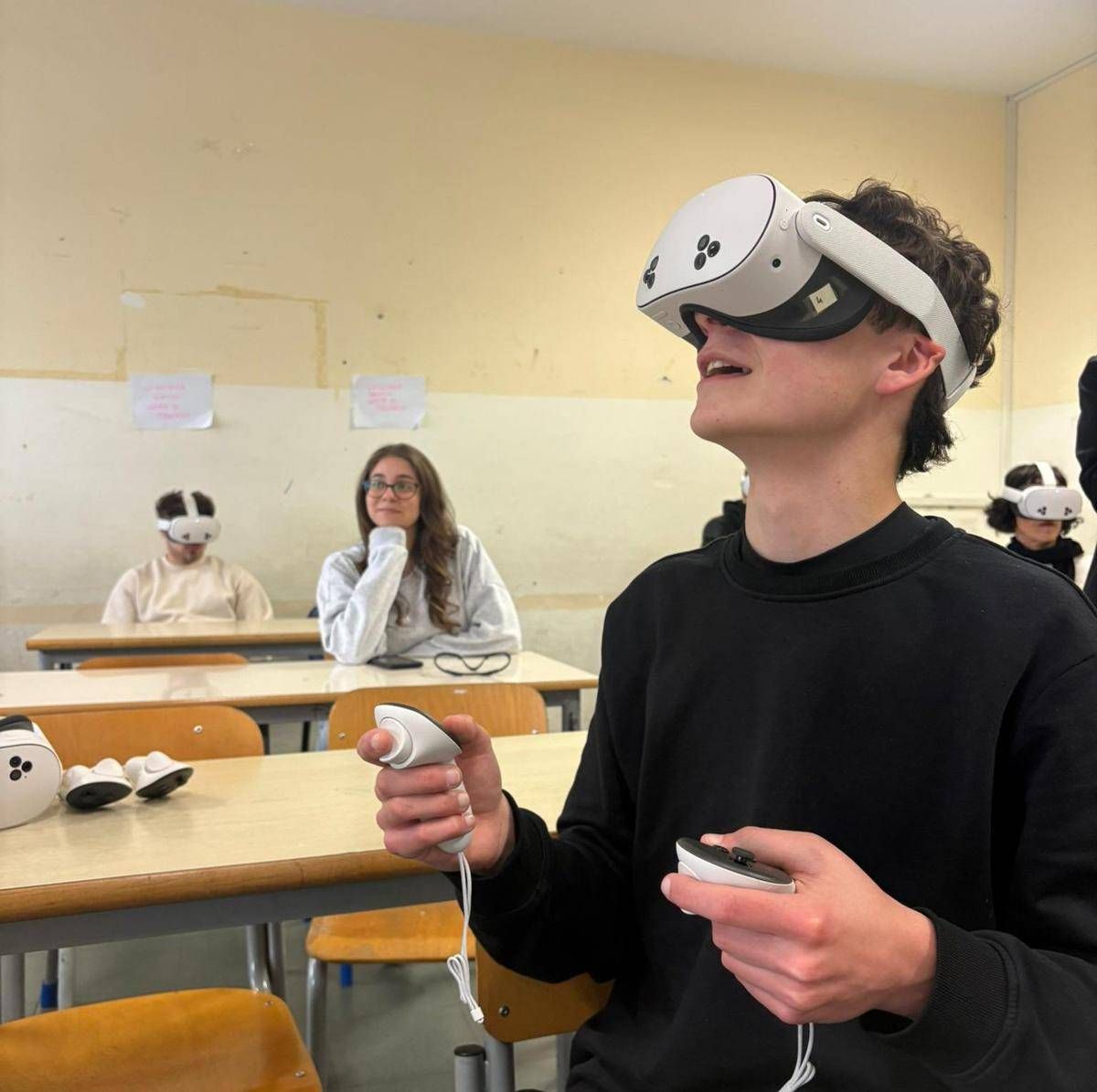 Fibercop porta l’innovazione a scuola, a Monterotondo il viaggio virtuale nella fibra - 