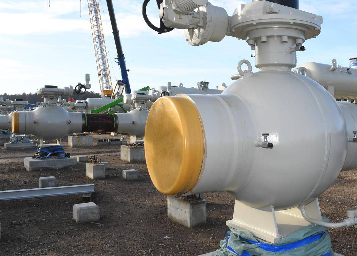 Gas, volano i prezzi dopo lo stop della Qatar Energy per gli attacchi iraniani - 