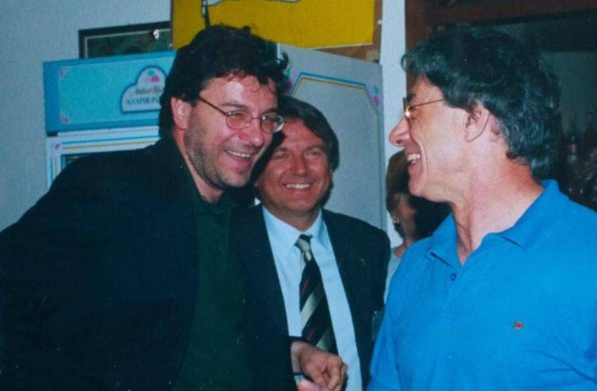 Giorgetti e la foto con il fondatore della Lega Nord, l'addio a Umberto Bossi - 