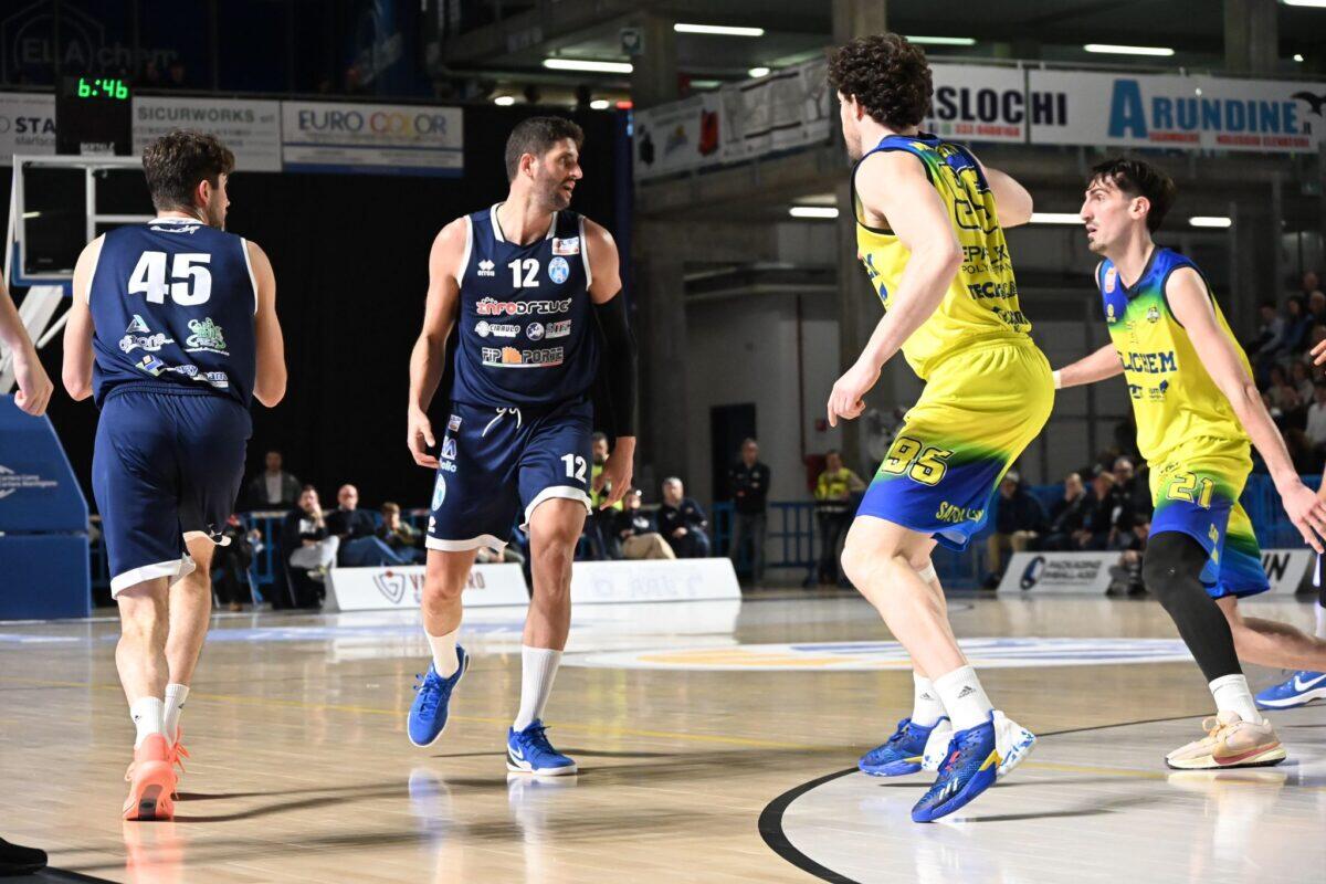 Orlandina in campo: la capolista Vigevano supera Capo d’Orlando 93-77 in una partita combattuta - 