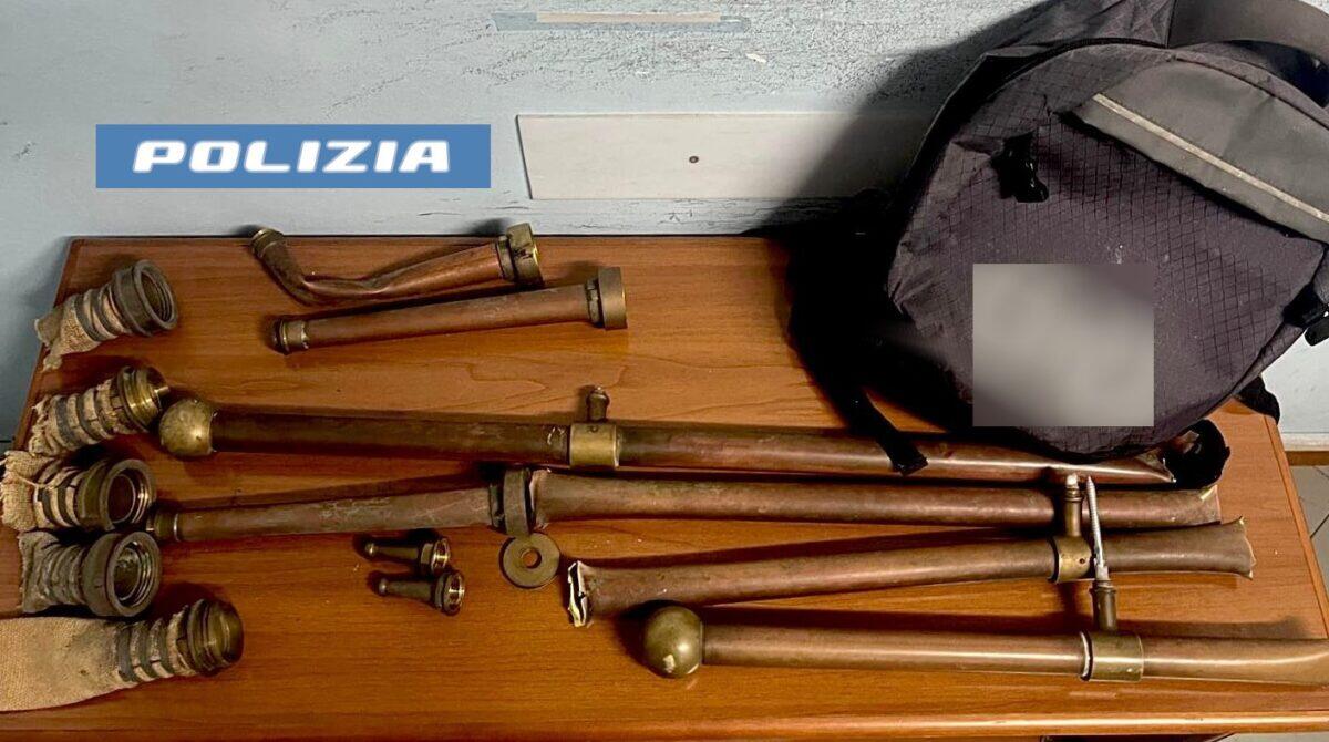 Polizia di Catania arresta ladro di corrimano in ottone in un palazzo storico di via Etnea - 