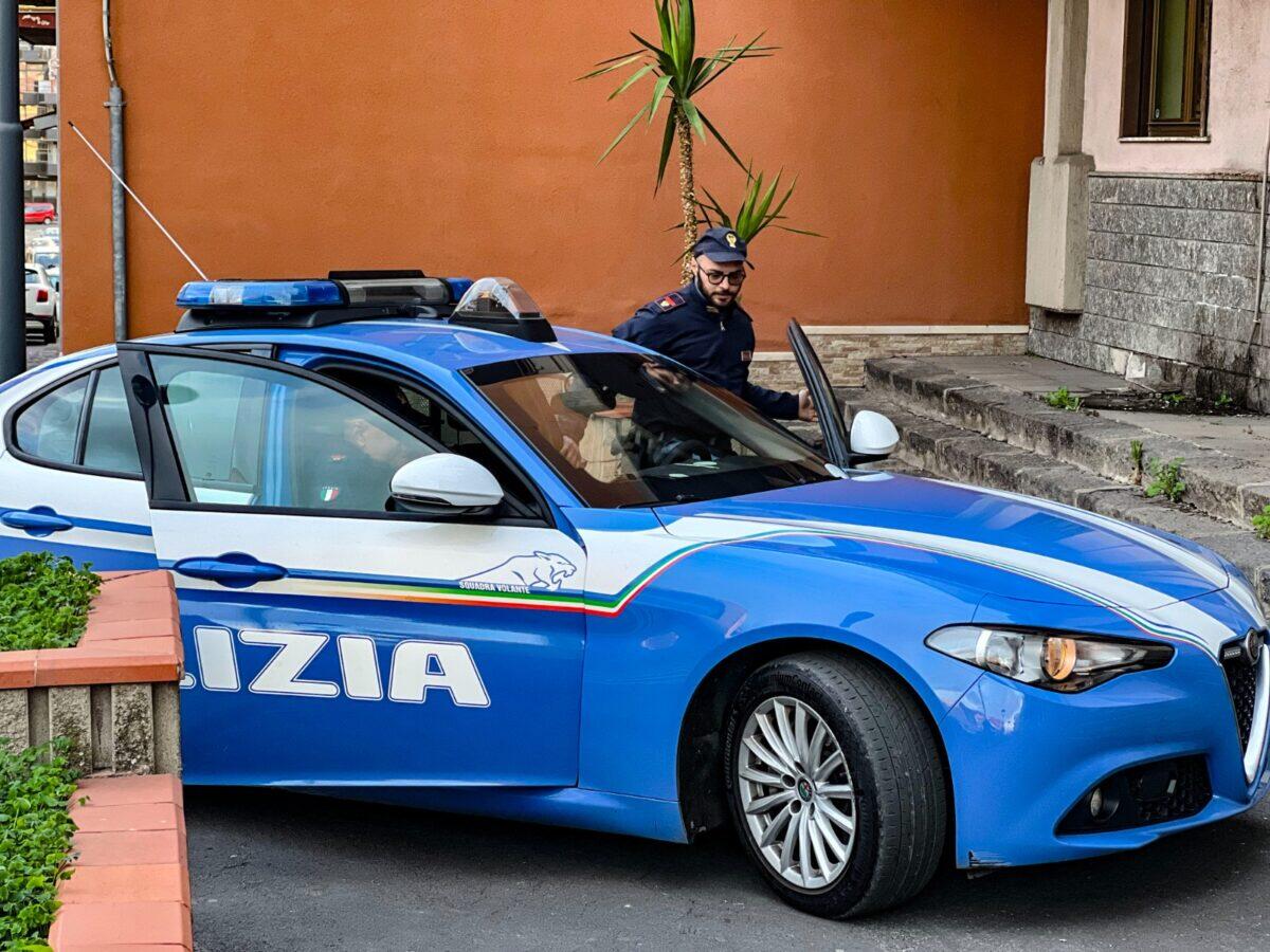 Polizia di Catania interviene dopo inseguimento folle a Adrano: un uomo denunciato per aggressione stradale.