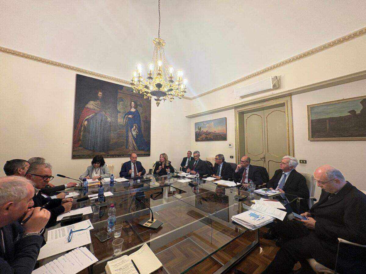 Ristori da 4,6 milioni di euro per le imprese colpite dal ciclone Harry, Protezione Civile in attesa dei dati dalla zona rossa di Niscemi - 