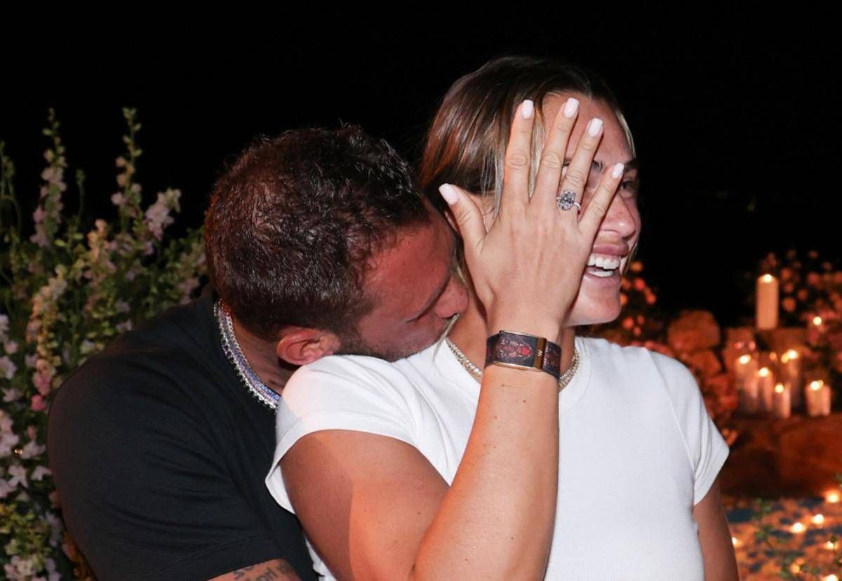 Sabalenka show a Indian Wells: passa il turno e sfoggia l'anello di fidanzamento da un milione di dollari - 