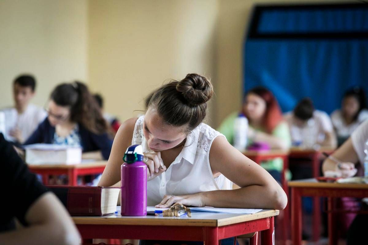 100 giorni alla Maturità 2026, com'è nata la tradizione di festeggiare il countdown - 