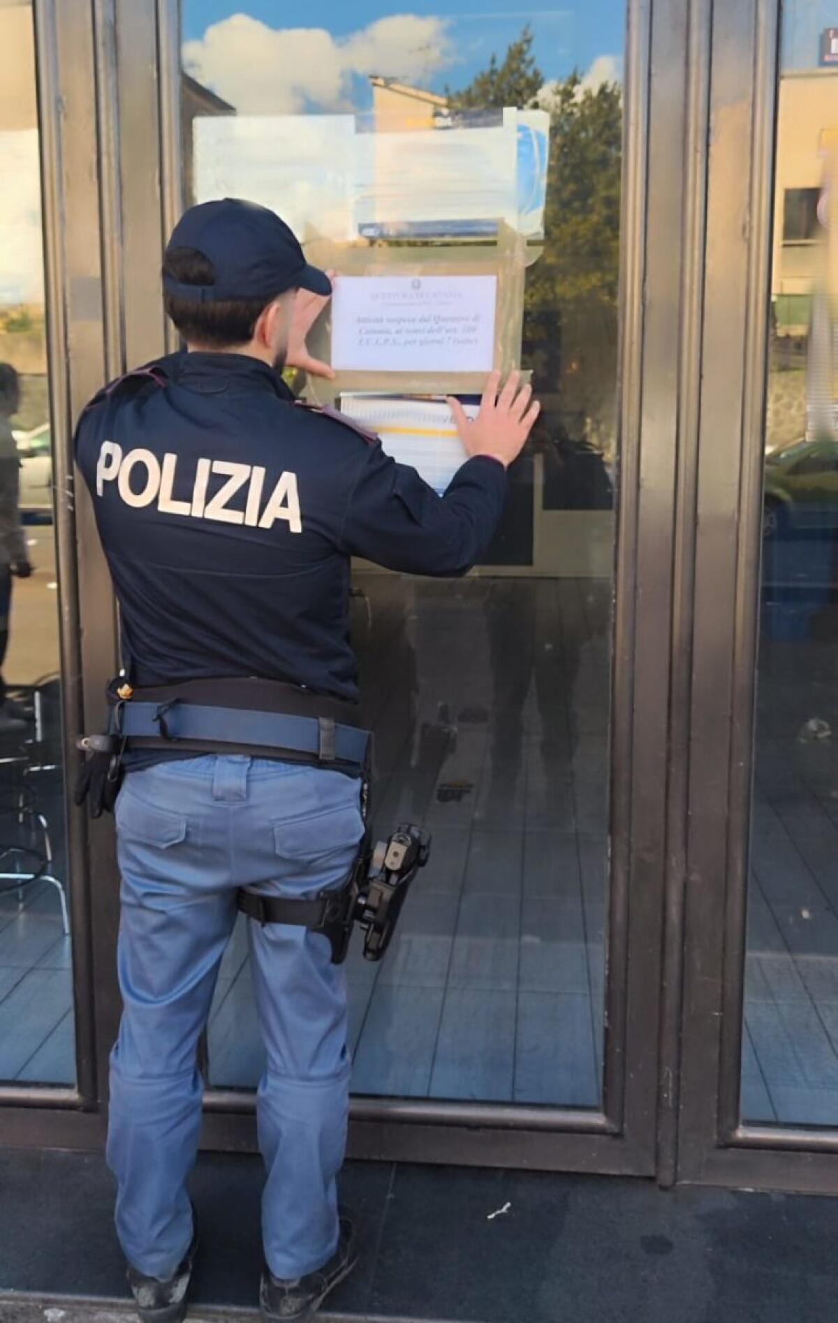 Sospensione di Attività per un Centro Scommesse a Catania: Intervento della Polizia contro la Criminalità Organizzata - 