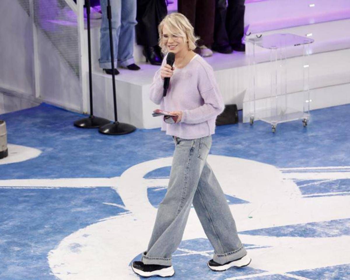 Rivoluzione nel serale di 'Amici', i giudici saranno 4 e sui social è caccia al nome - 