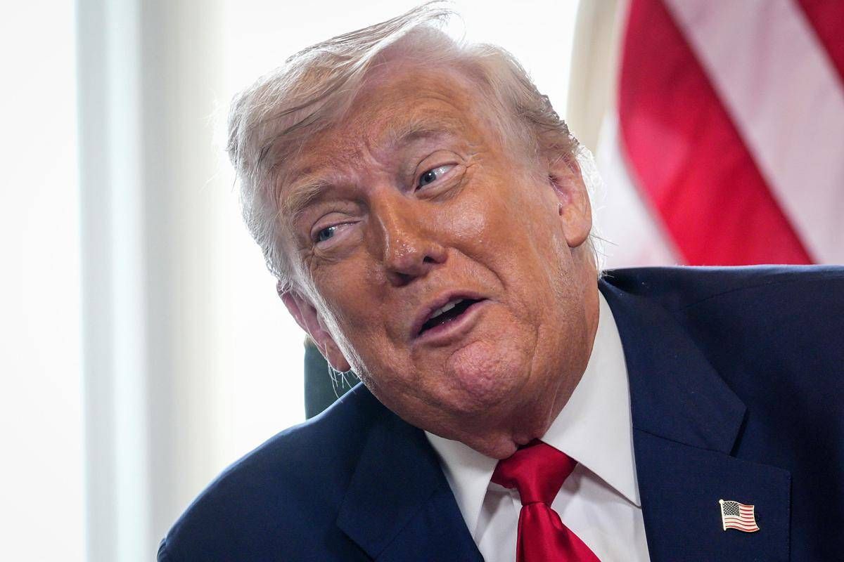 Trump: "Mi hanno detto che Mojtaba Khamenei è gay" - 