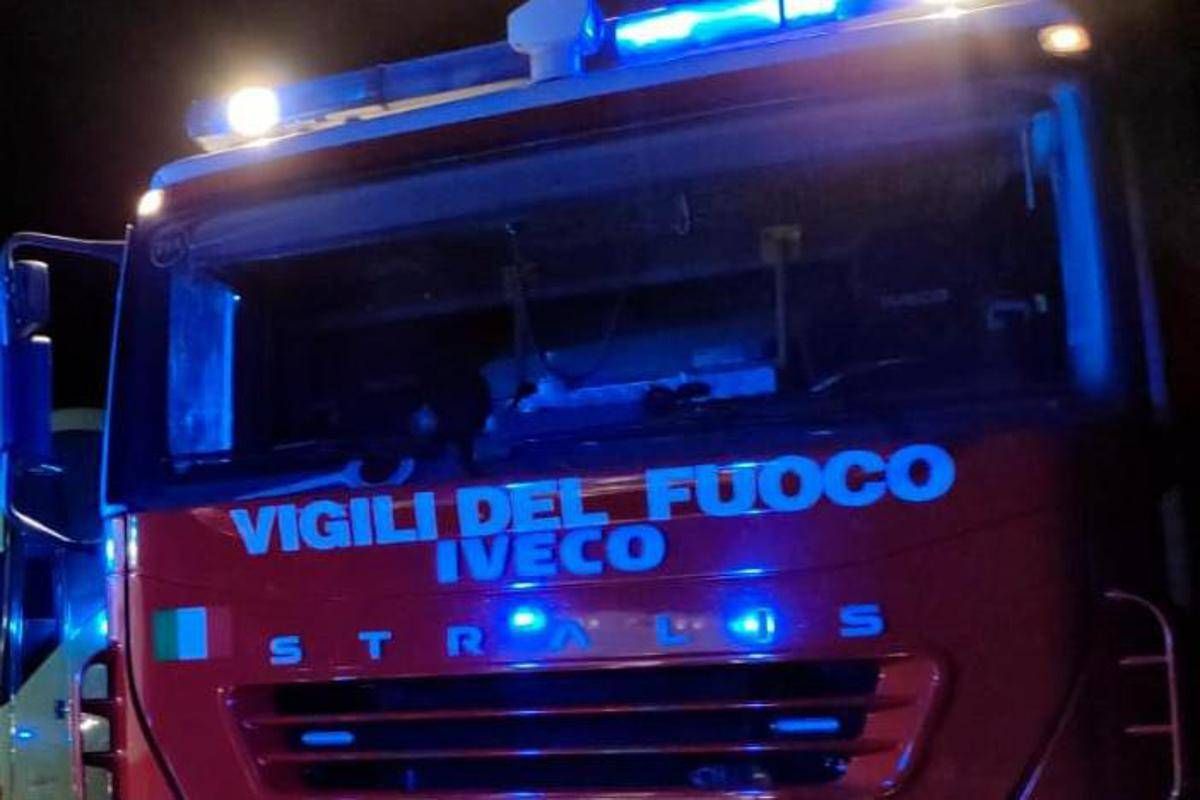 Cilento, auto precipita in un dirupo dopo incidente: morti due fidanzati - 