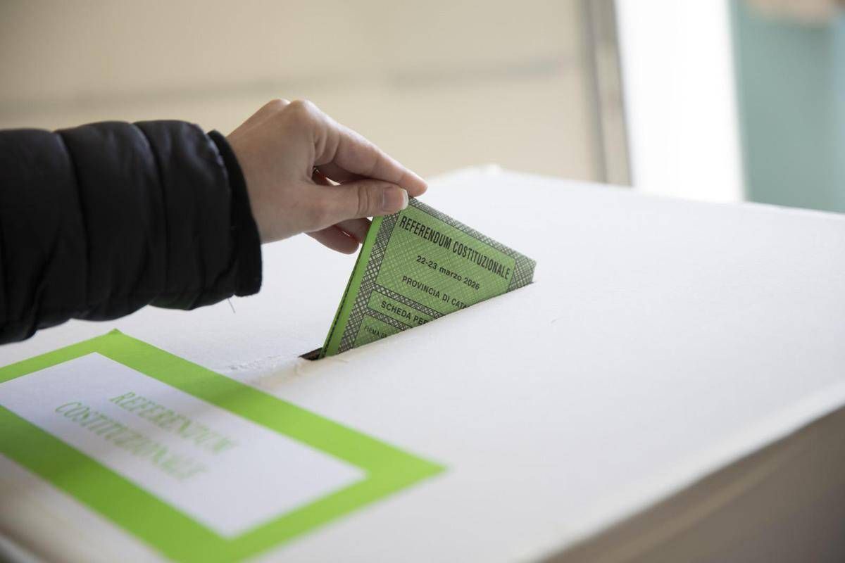 Referendum, in tv volano gli speciali sul voto e Mentana fa il botto - 