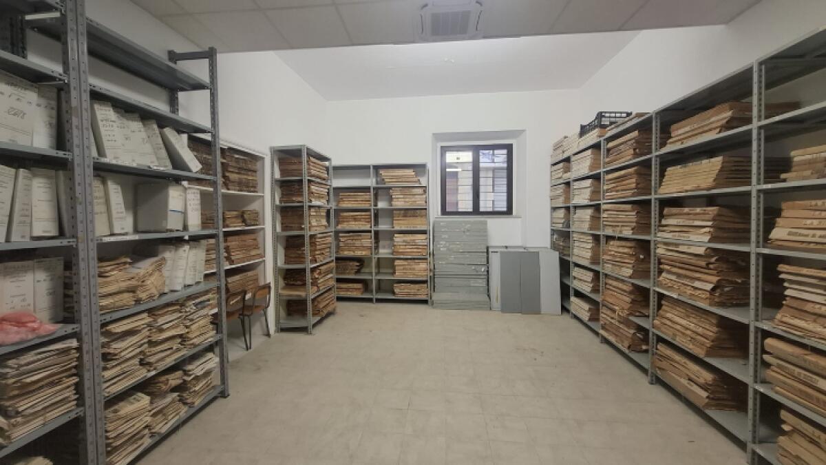 Il Comune di Caltanissetta affronta il problema dell'emeroteca mancante e dei giornali abbandonati - 