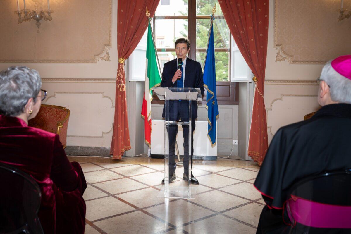 Il Questore di Trapani, Giuseppe Felice Peritore, saluta la comunità prima di concludere il suo mandato. - 