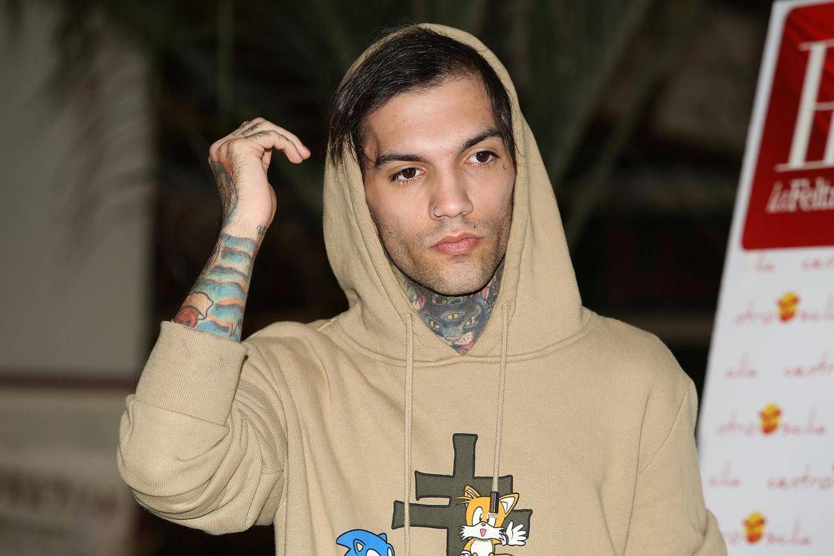 GionnyScandal, il passato difficile: "Quando è morta nonna ho tentato il suicidio" - 