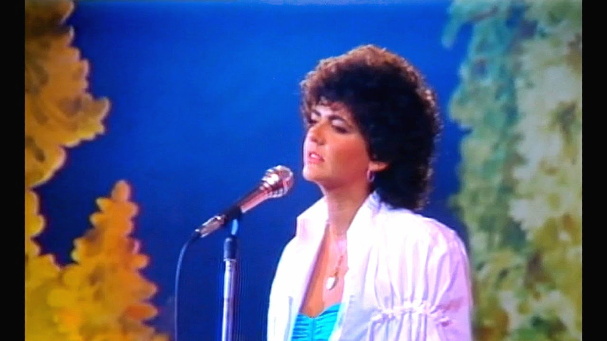 Oramai di Fiordaliso: la canzone che raccontava gli amori veri - 