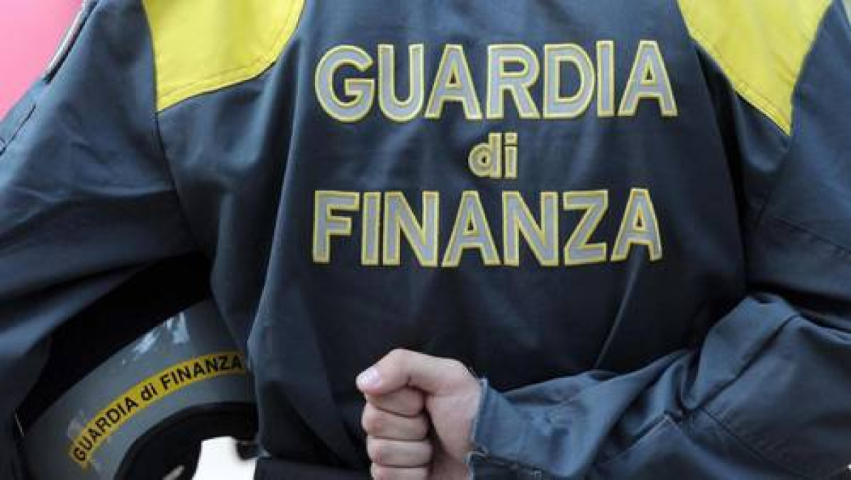 Messina: lavoro in nero in tre ristoranti, percepivano reddito di cittadinanza e indennità - 
