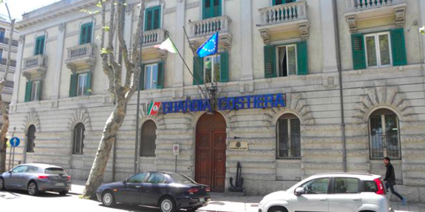 Salvata una barca a vela in difficoltà a Villa San Giovanni: intervento della Capitaneria di Messina - Credit Foto Guardia Costiera