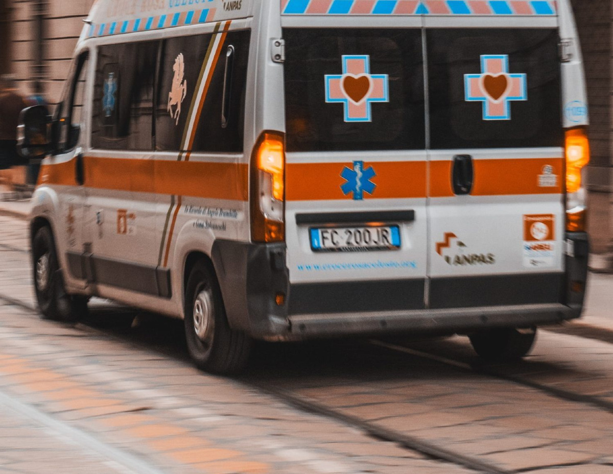 INCIDENTE: Auto si ribalta a Bagheria, nonno e nipote portati in ospedale per controlli - 