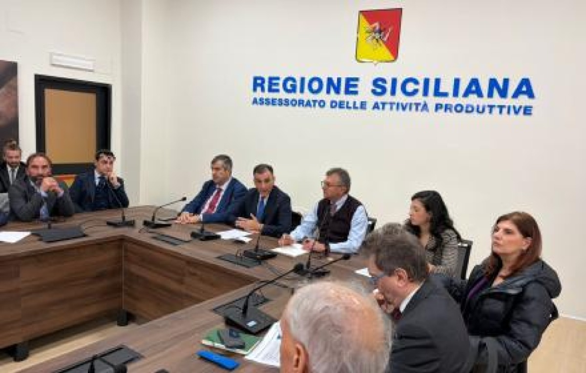 StMicroelectronics a Catania: accordo di programma, investimenti miliardari e nodo idrico entro giugno 2026 - Credit foto Regione Siciliana