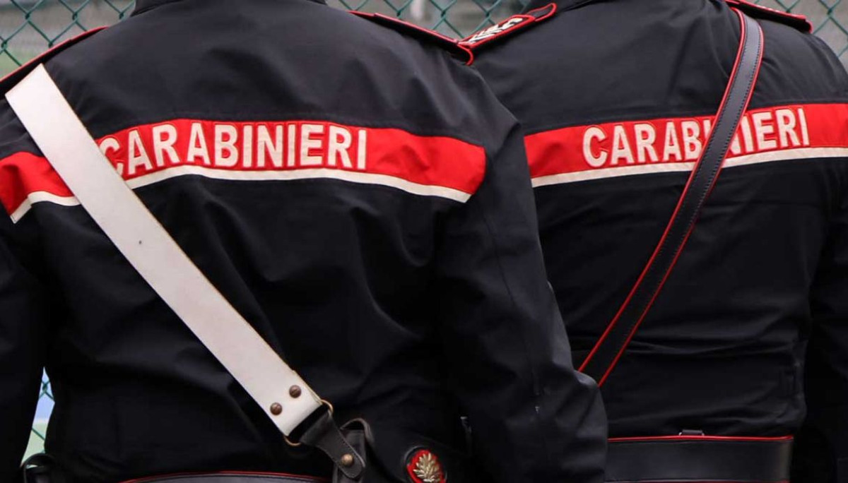 Palagonia, inseguimento sulla via Palermo: due fratelli bloccati, recuperati marijuana e cocaina - 