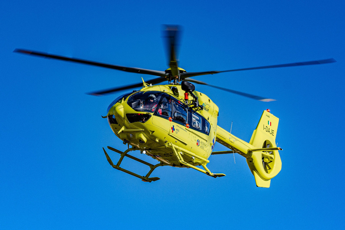 Cade durante un allenamento in bici a Santa Venerina: 40enne trasportato in elisoccorso al Cannizzaro - 