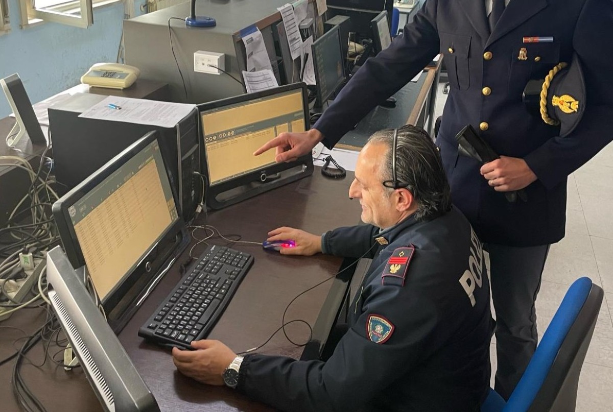 Gela, due fratelli arrestati per violenza e lesioni a pubblico ufficiale durante un sequestro - Credit Foto Questura di Caltanissetta