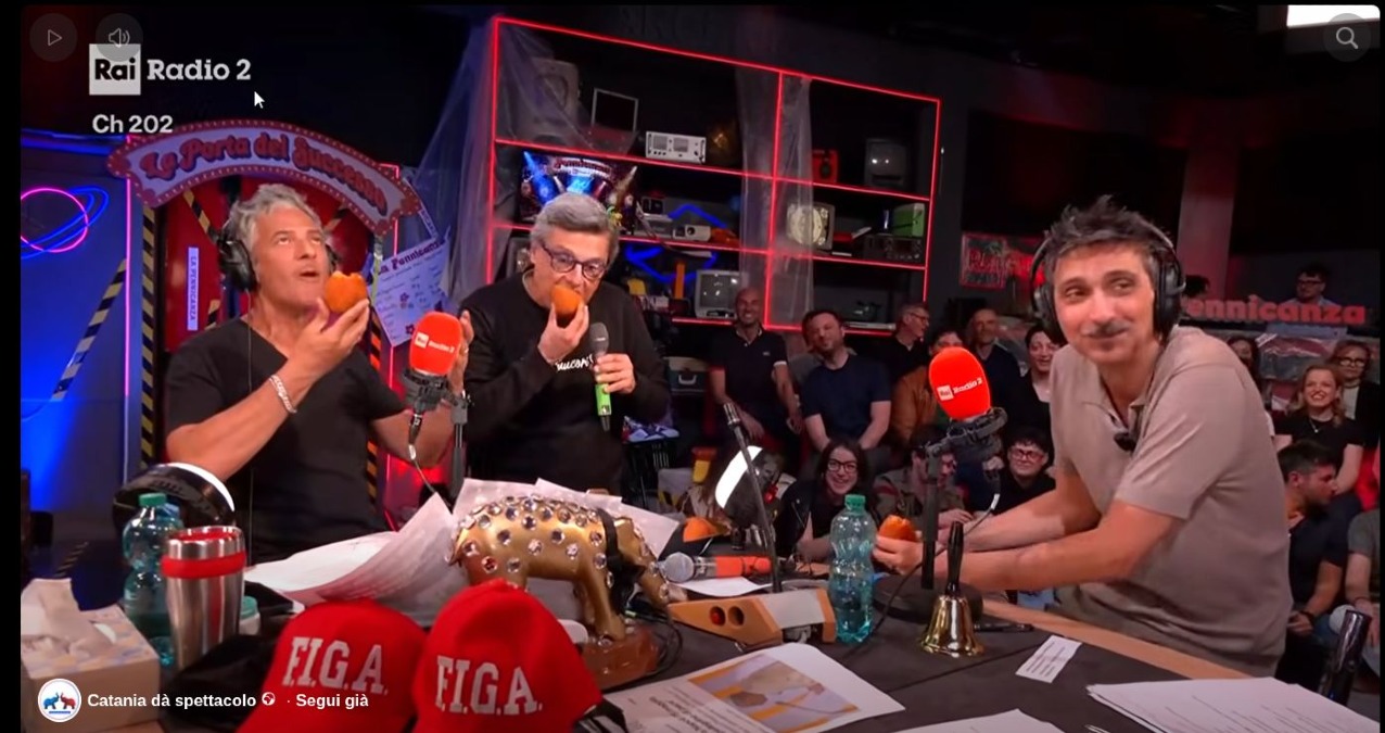 Fiorello in diretta con Salvo La Rosa: in studio gli arancini catanesi condivisi da 'Catania dà spettacolo' - Credit Foto Catania dà spettacolo