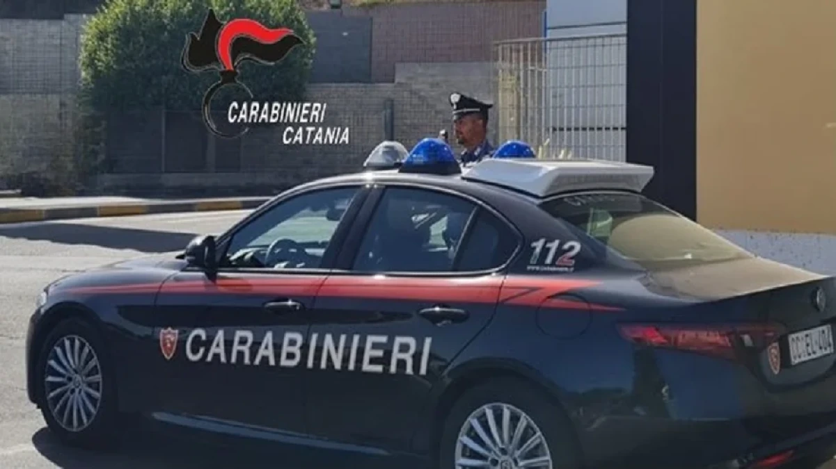 Paternò: denunciato 45enne per spaccio, sequestrati crack, cocaina e 304 euro - 