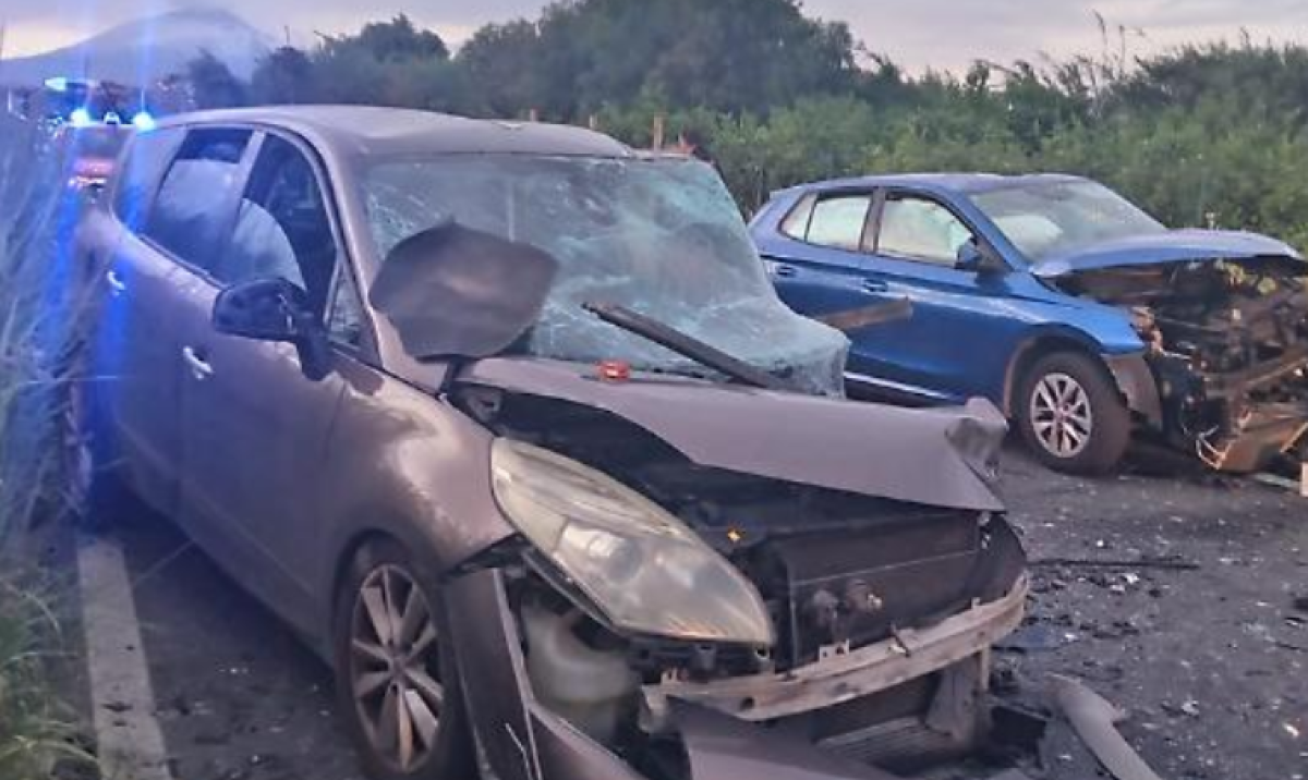 Scontro frontale a Motta Sant'Anastasia: due feriti gravi, coinvolto un sottufficiale della base NAS di Sigonella - 