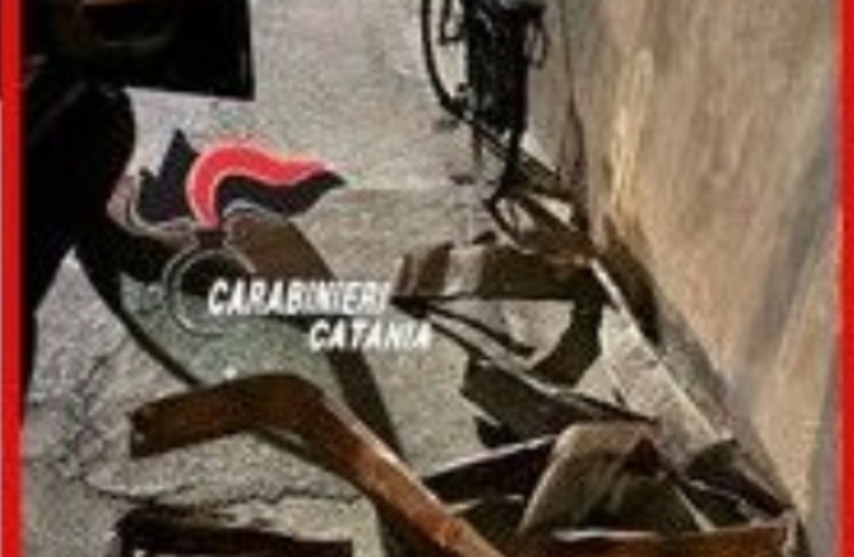 Catania, arrestato 34enne con grondaie in rame sottratte alla chiesa dei Minoritelli - 