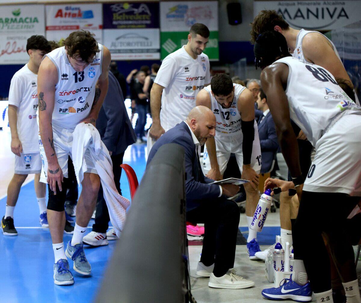 Orlandina crolla a Lumezzane, ma una reazione nel quarto quarto mostra carattere - 