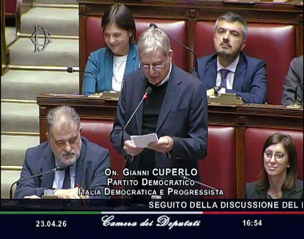 Decreto sicurezza, Gianni Cuperlo cita Cetto La Qualunque alla Camera - 