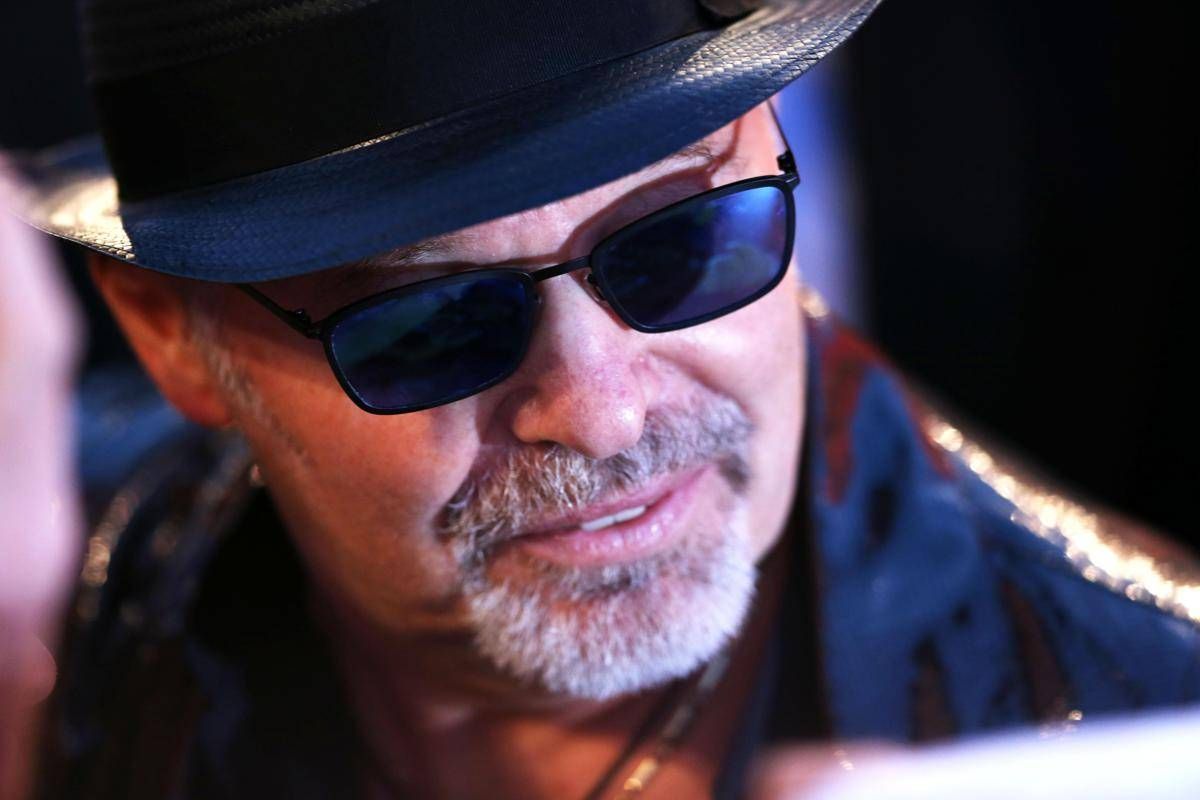 Vasco ricorda Pannella: "Grazie a lui sono iscritto al Partito Radicale e sono un anarchico radicale e antifascista" - 