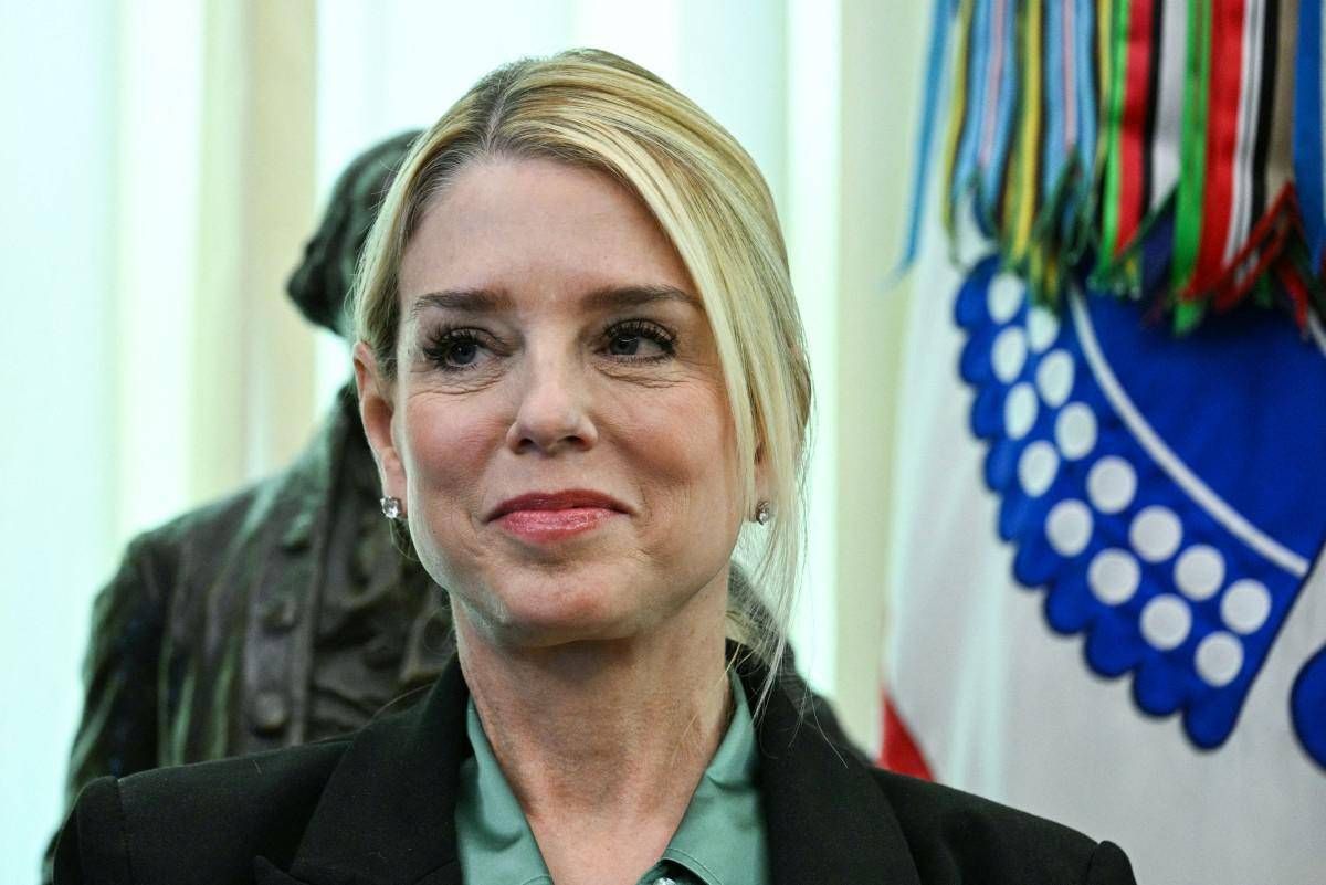 Pam Bondi licenziata da Trump, ma rischia di dover deporre al Congresso sul caso Epstein - 